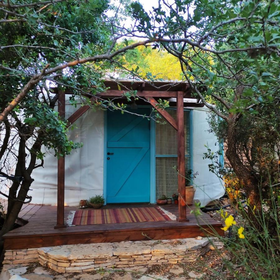 Love Frequency - יורט קסום במתת Exterior foto